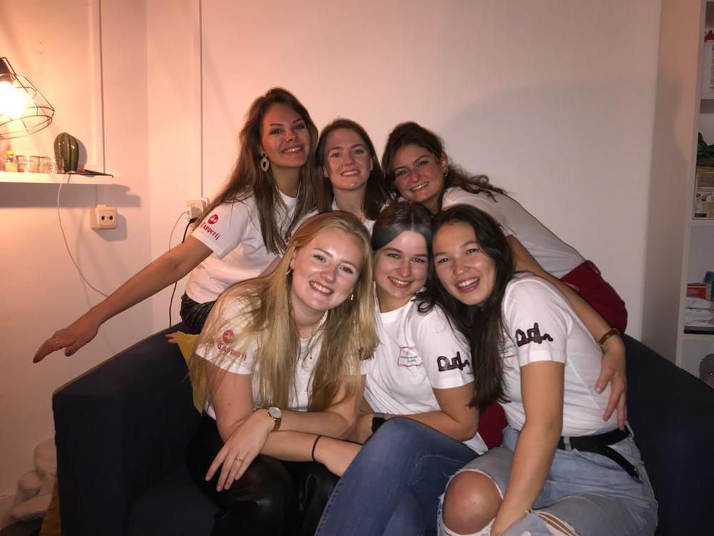 feestcie.JPG